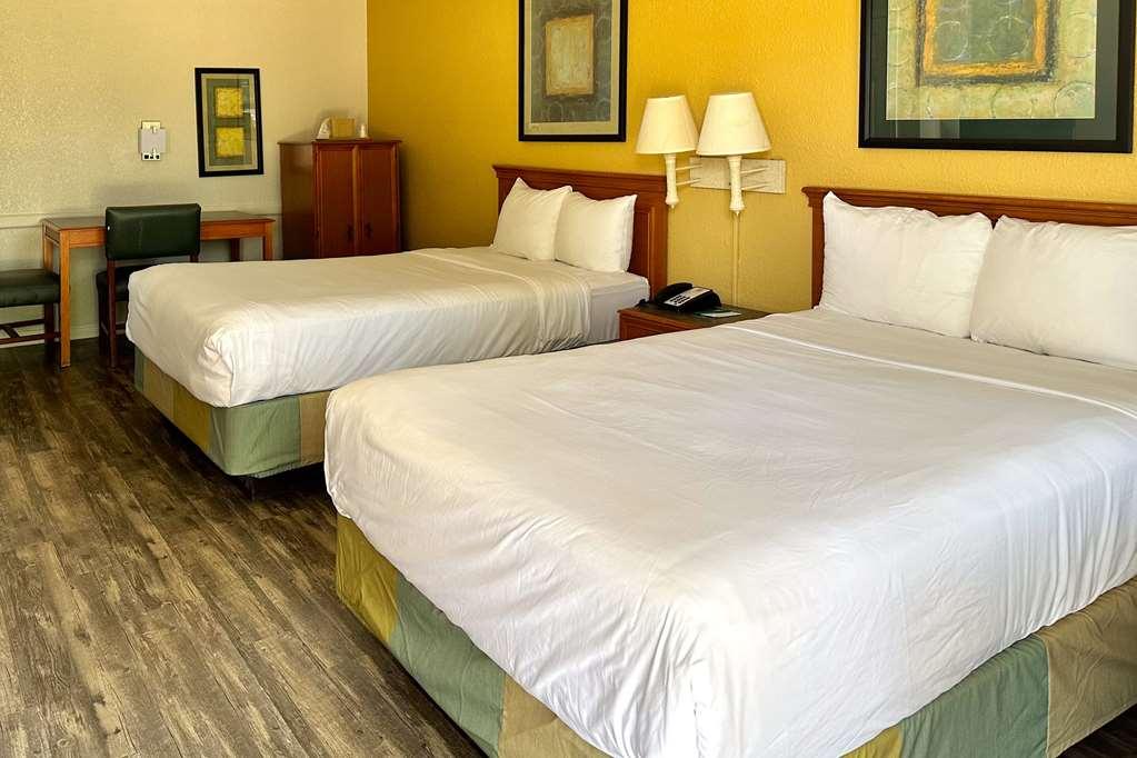 Quality Inn Nacogdoches Near University Oda fotoğraf