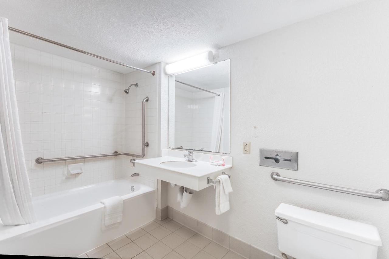 Quality Inn Nacogdoches Near University Dış mekan fotoğraf